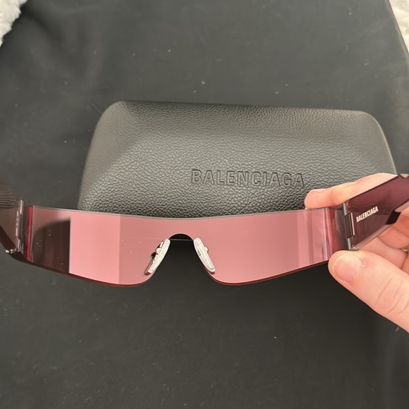 AUTHENTIC BALENCIAGA SUNGLASSES - Picture 4 of 6